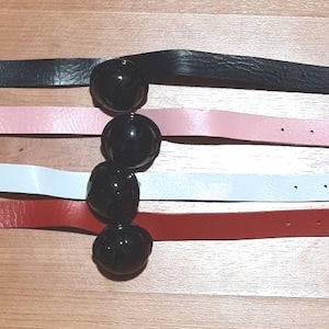 Bell choker Black fixtures