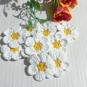 Crochet daisy flower ,10 pieces crochet small flower applique motif ,sewing,embellishment,scrapbooking,