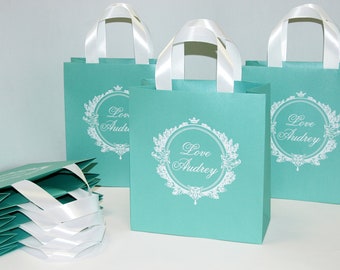 Personalized Mint Party Favor Bags – Elegant Ribbon Handles, Custom Name (Set of 25)