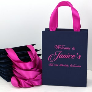 20 Navy Blue & Fuchsia Geburtstagsparty zugunsten Taschen für Gäste mit Satinband Griffe und Ihren Namen, personalisierte 55. Jahrestag Geschenk-Tasche