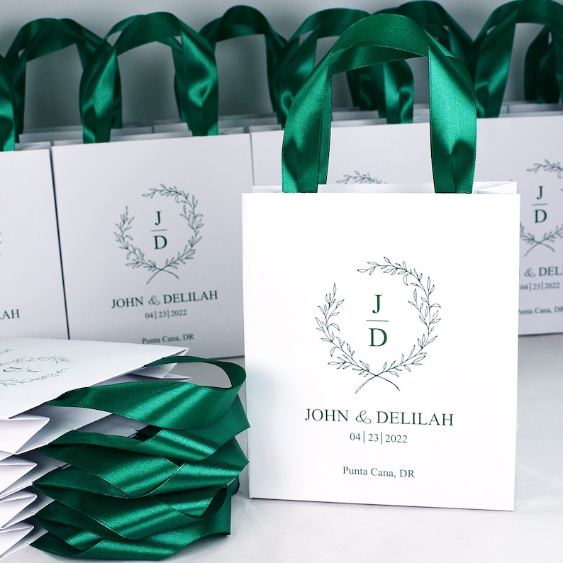 40 Emerald Green Wedding Welcome Bags with satin ribbon handles and your names, Elegant Personalized Wedding gifts and favors for guests image 1