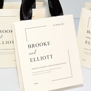 40 Ivory Wedding Welcome Bags with satin ribbon handles and your names, Elegant Personalized Wedding gifts and favors for guests
