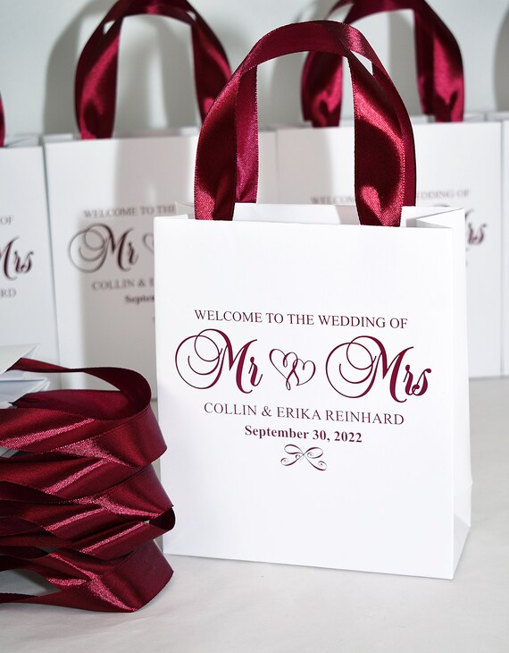20 Mr Mrs Welcome Bags With Burgundy Satin Ribbon and Names Personalized Wedding Gift Bags for Guests Elegant Wedding Gifts and Favors Etsy UK