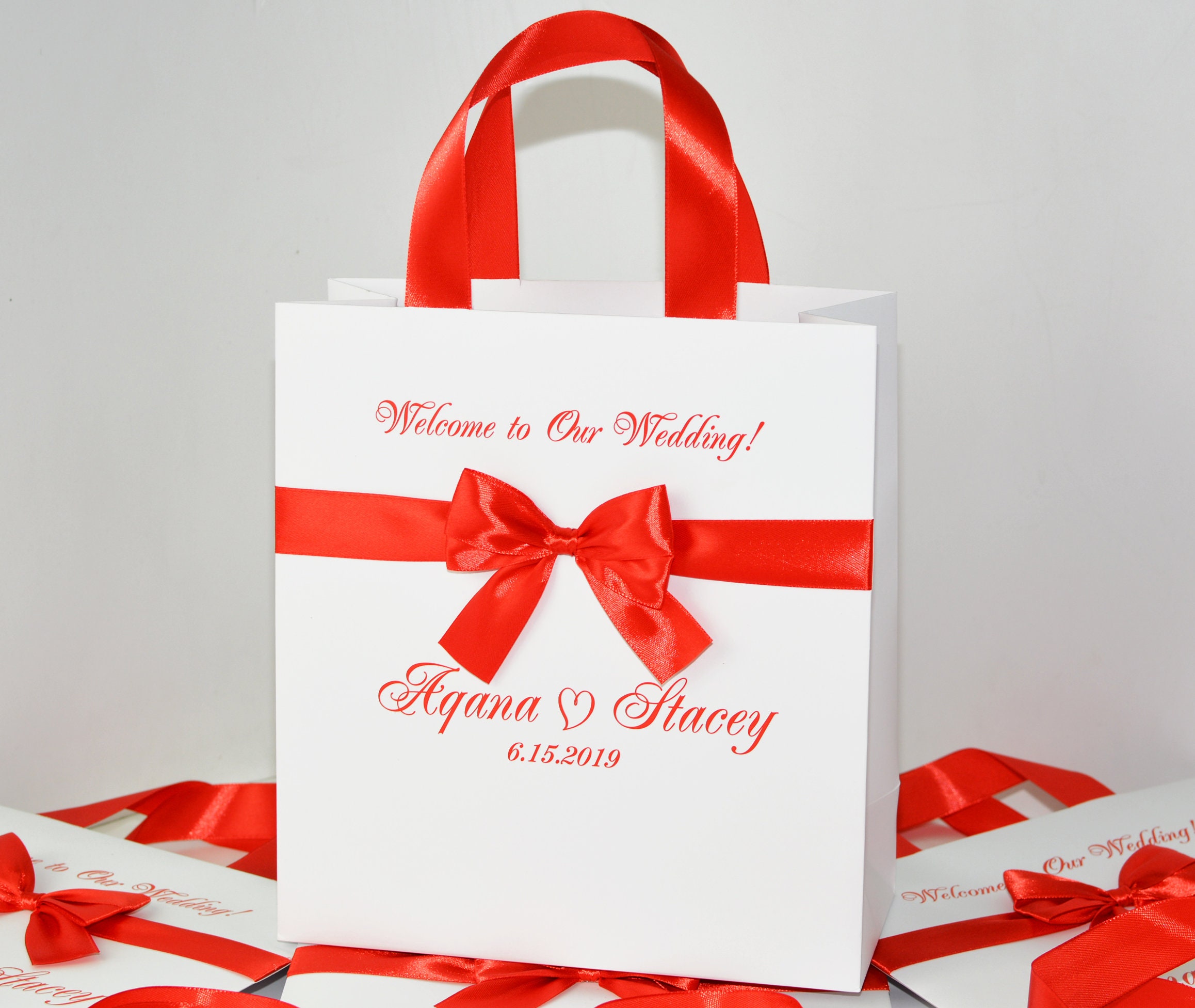 25 Red Wedding Welcome Bags for Your Guests With Satin Ribbon Handles Bow and Custom Names Personalized Wedding Party Favors Gift Bag Etsy Canada