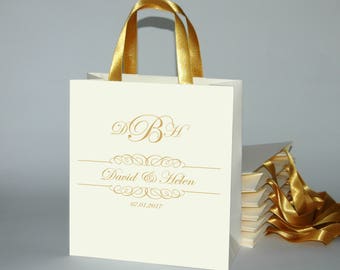 Personalized Wedding Gift Bags – Elegant Monogram, Gold Ribbon, Set of 25