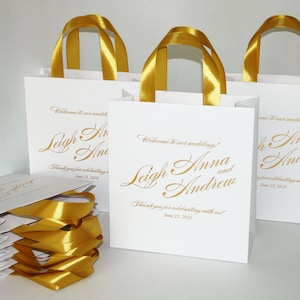35 gouden bruiloft Welkom zakjes met satijn lint handgrepen en de aangepaste namen - geschenk zakken voor bruiloft gunst voor personen - Bruiloften geschenken en gunsten