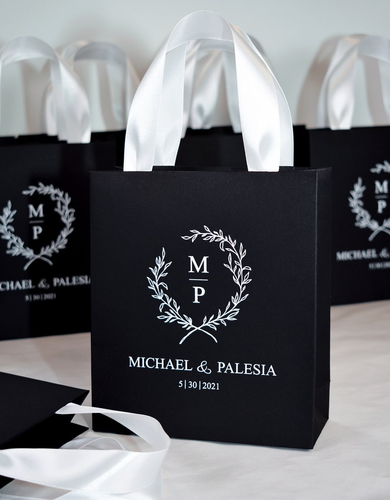 40 Emerald Green Wedding Welcome Bags with satin ribbon handles and your names, Elegant Personalized Wedding gifts and favors for guests image 5