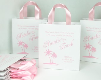 30 sacs de bienvenue de mariage de plage avec ruban de satin rose clair et vos noms Mariages tropiques personnalisés - Cadeaux de mariage et faveurs pour les invités