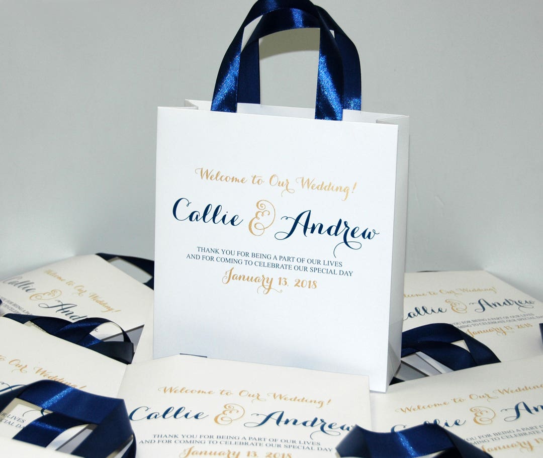 30 Wedding Bags With Satin Ribbon Handles and Your Names