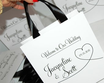 35 Welcome to Our Wedding Bags with satin ribbon handles and custom names, Personalized bags for hotel guests, Weddings Gifts and Favors