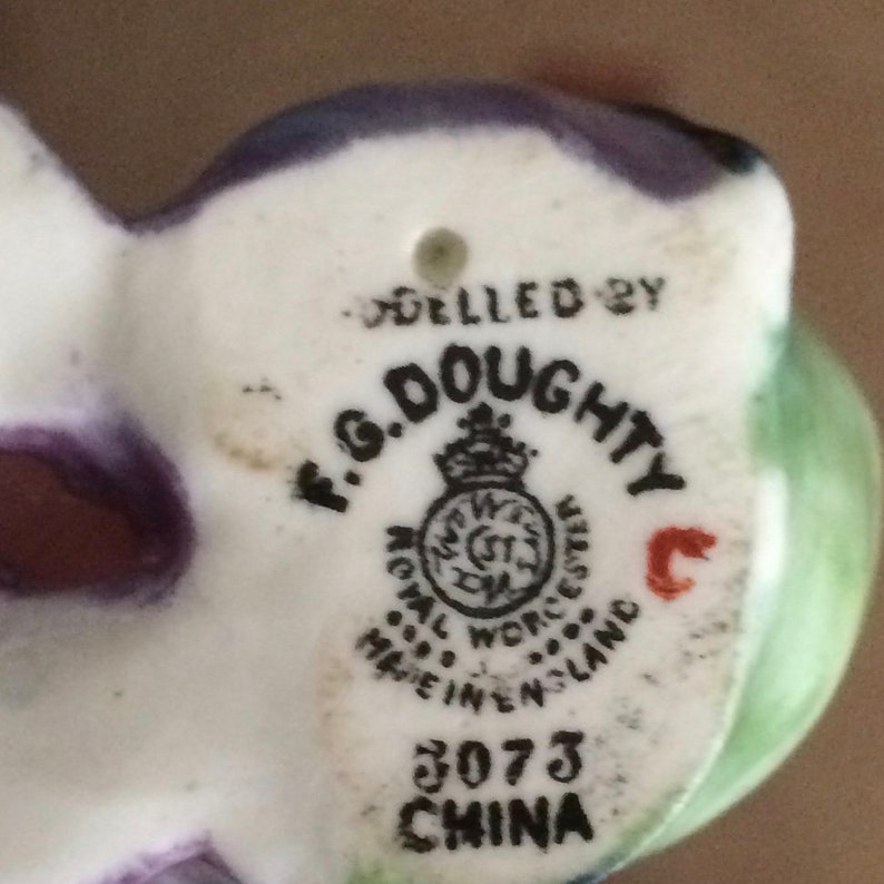 Chinese Boy by Freda Doughty Bone China Vintage 1940\u2019s Royal Worcester Nations of the World