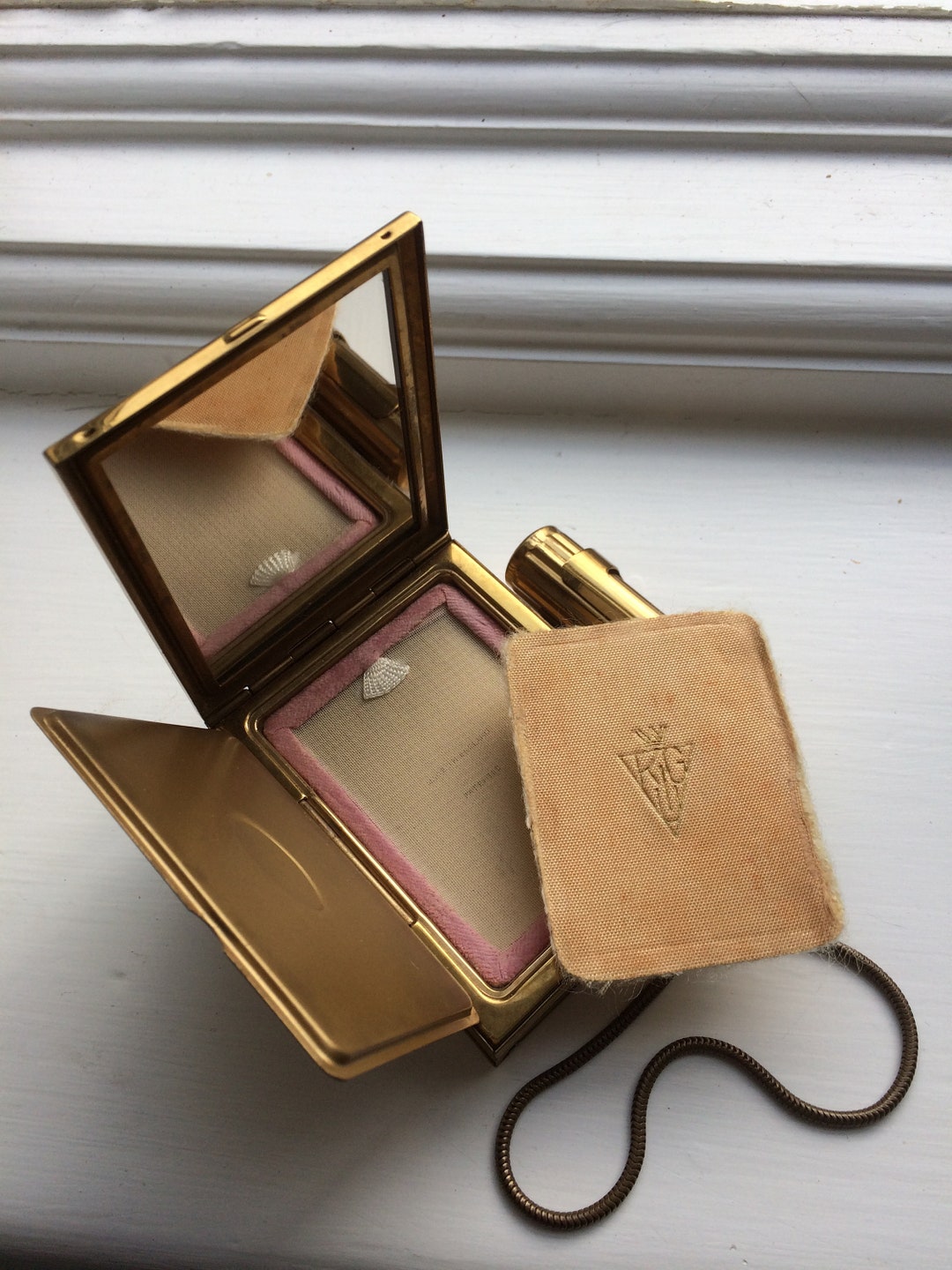 REDUCED Vintage Kigu Minauderie With 3 Sections, Summer Gifts For