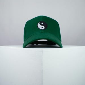 Yin Yang Bestickte Kappe Premium Kappe Zen Yinyang Yin und Yang // Hatty Hats