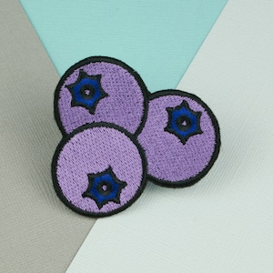 Blueberry iron on patch / vegan / patches / food / embroidery / patch / enamel pin / pin / embroidered patch / back patch // Hatty Hats