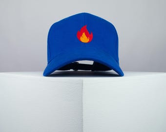 Gorra de béisbol bordada con fuego, gorra premium, camión de bomberos en llamas // Hatty Hats