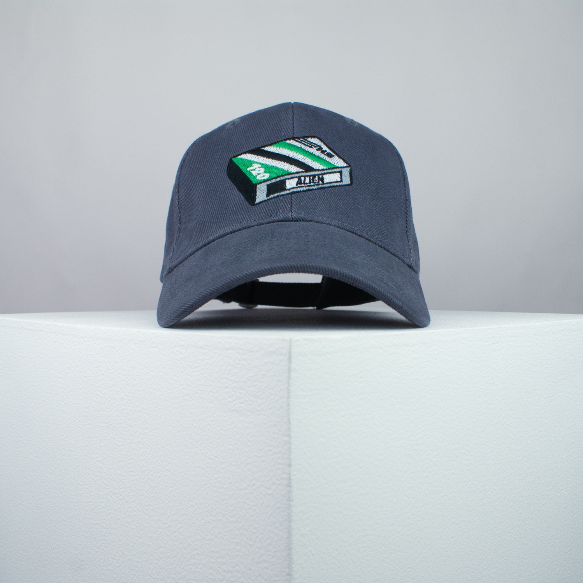 Alien Movie Embroidered Baseball Cap Retro VHS UFO Movie Predator ...