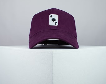 スペードのジャックのカード刺繍入りベースボールキャップ プレミアムハット ポーカートランプ エース // Hatty Hats