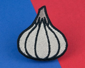 Garlic clove iron on patch / food / patches / vegan / embroidery / patch / enamel pin / pin / embroidered patch / back patch // Hatty Hats