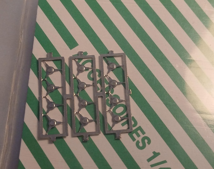 photo etched 1:43 three wings wheelspins for GT and prototypes (12 pieces) for Ferrari, Porsche etc Tron TF38