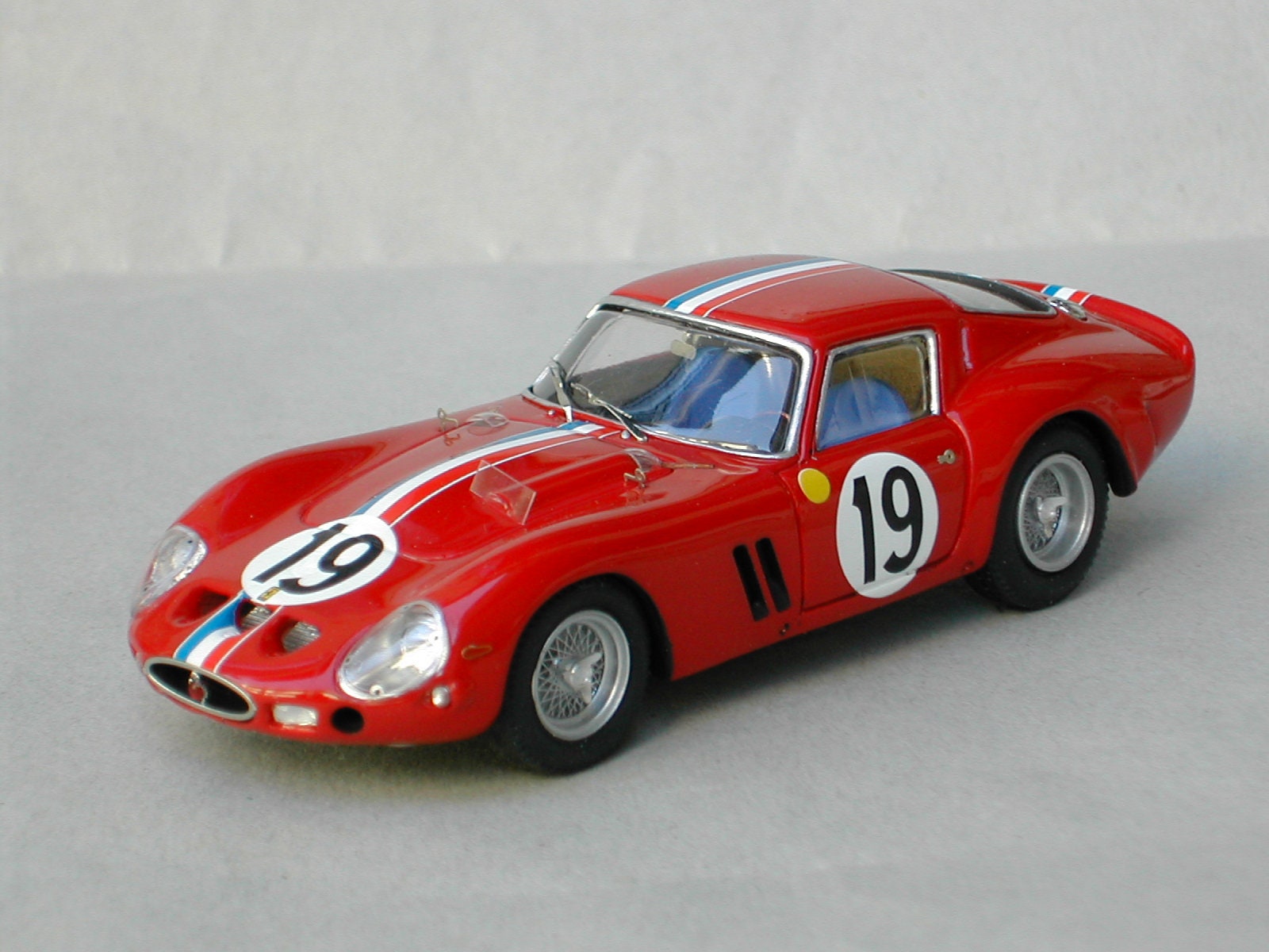 250 gto model