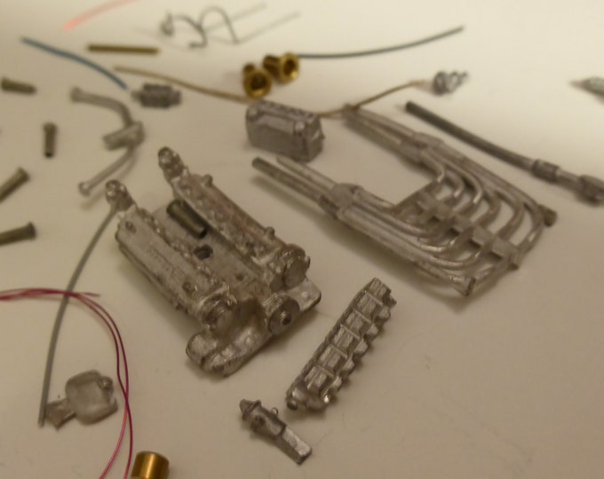 Ferrari 12 cylinders engine 3 litres for Ferrari 250 GTO and other cars of the 60s Remember TK222 1:43