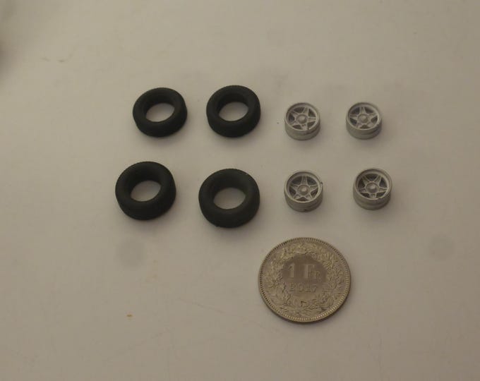 1:43 white metal wheels for Ferrari 365 GTB/4 Daytona and other Ferrari cars of the 70s GMW037