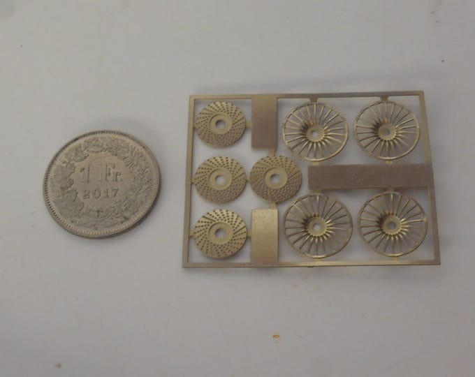 1:43 photoetched wheel inner parts and disk brakes for GT and racing cars