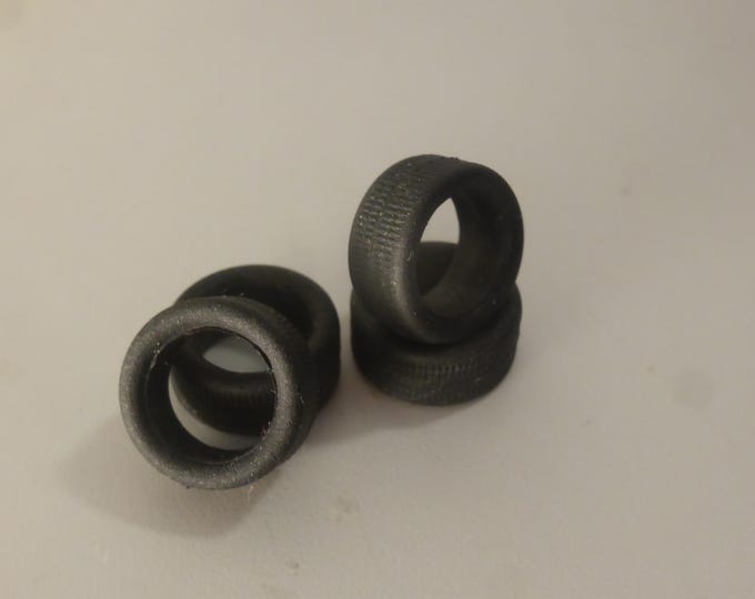 1:43 scale set of 4 treaded tires for GT sportscars and single seaters mm 13.50x6.15 GMT013