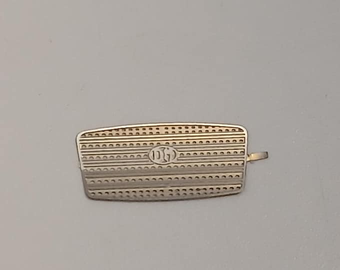 Photoetched front grilles (2 types) for OM Titano trucks by Nonomologati 1:87 H0