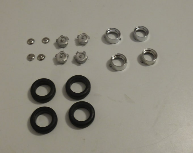 1:43 chromed plastic and white metal wheels for sportscars of the 40-50-60s Tron A66
