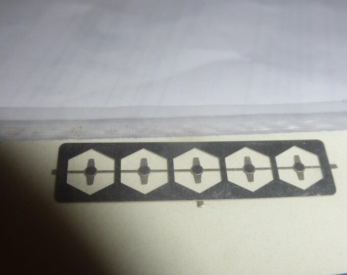 1:43 photoetched 2-ears wheelspins (pack of 5pcs, mm4.0) Carrara SP68