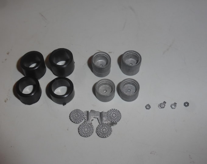 1:43 white metal BBS wheels (and rubber tires) for racing GT, Silhouette and Touring cars of the 70s FDS production #22
