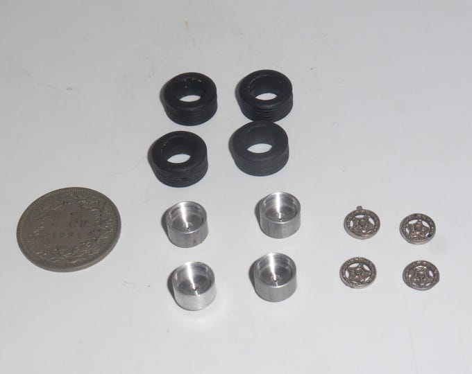 1:43 aluminium and white metal wheels (and rubber tires) 5-spoke Gotti type GMW078