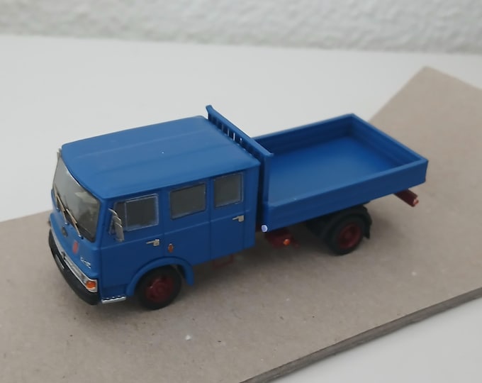 OM 50 1972 triple cabin blue with red rims special Handbuilt model by Nonomologati 1:87 H0