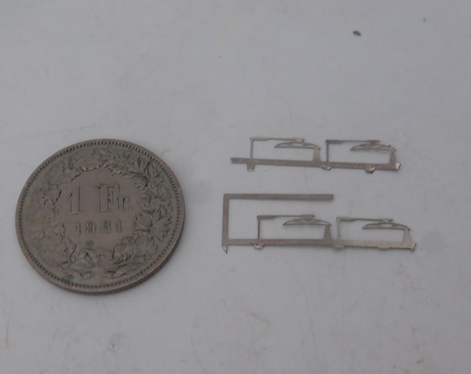 1:43 photoetched small windscreen wipers for Porsche 356 and the like (2 couples)