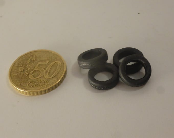 1:43 scale set of 4 treaded tires for touring cars mm 12.50x3.90 GMT014