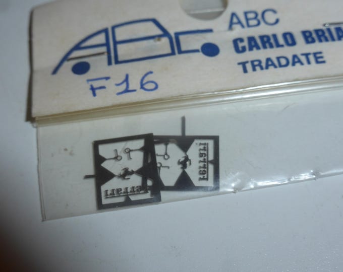 Pack of 2 sets of 1:43 photoetched Ferrari script, horse and bonnet hinges for GT and Sport cars of the 50-60s ABC Brianza production F16