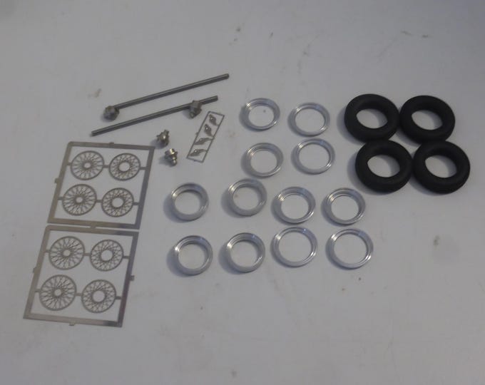1:43 turned and photoetched wire wheels for F.1 and sport cars of the 50s two-ears wheelspin FDS RT77