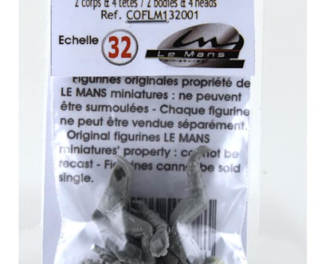 set of driver and co-driver with two helmets options kit to paint and build Le Mans Miniatures 1:32 COFLM132001