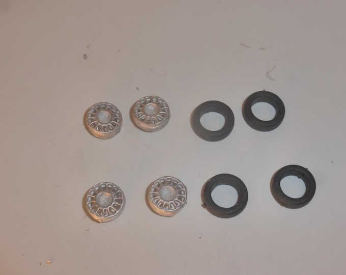 1:43 white metal multispokes wheels for touring cars of the 80-90s GMW011
