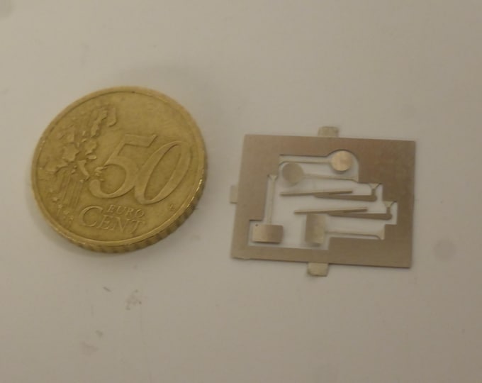 1:43 photoetched set of windscreen wipers internal and external mirrors