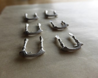 pack of 6 white metal 1:18 door handles for cars of the 50/60 Ferrari 250 GT SWB etc 18DH01