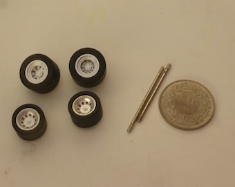1:43 plastic wheels for Alfa Romeo 33TT12 33SC12 and other racing cars of the 70s GMW048