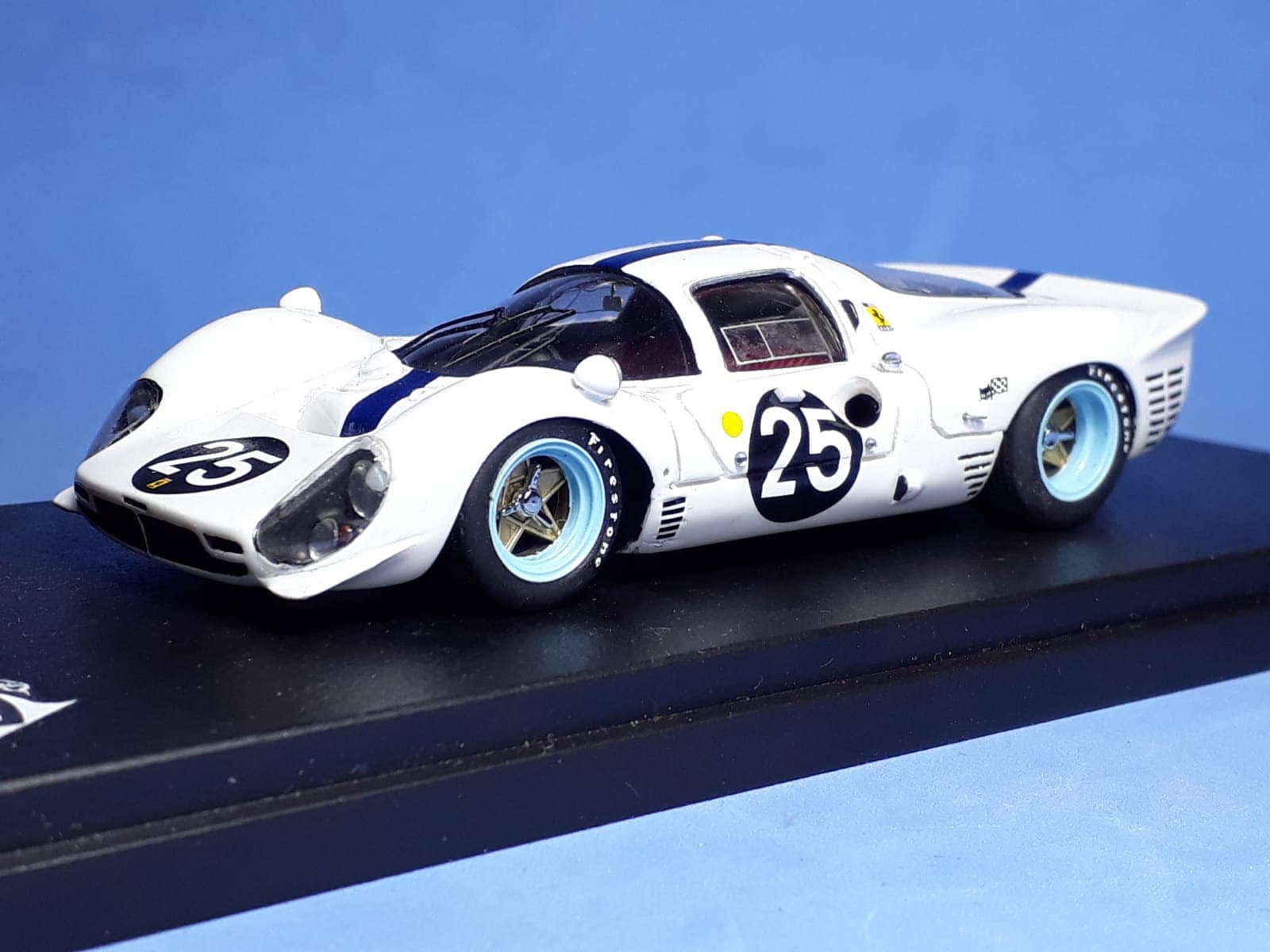 Ferrari 412P ch.0844 NART Le Mans 1967 #25 Rodriguez Ferrari 412P ch.0844 NART Le Mans 1967 #25 Rodriguez