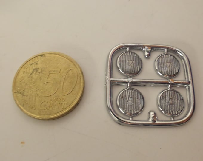 chromed plastic + resin round lights CLEAR mm 10.0 for model cars and other models (pack of 4)