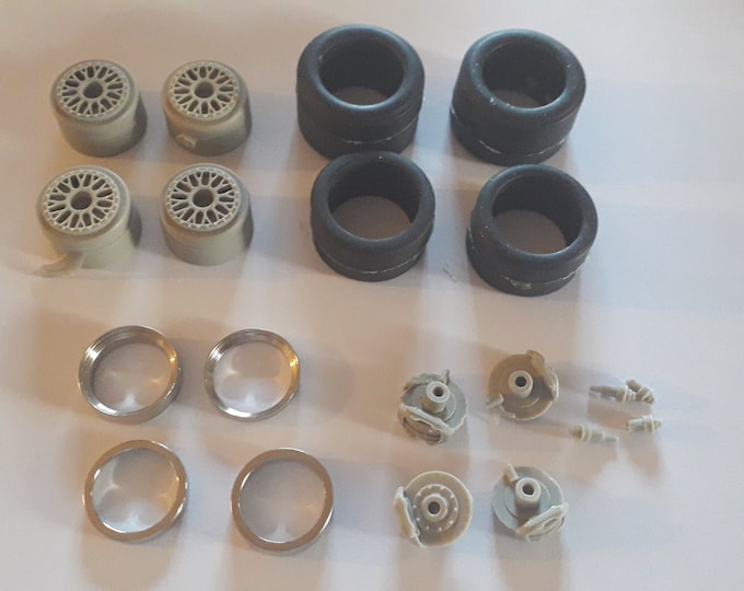 1:24 multispokes BBS wheels, tires, brake disks for WSC, LMP900 and other racing prototypes Le Mans Miniatures ACW124004