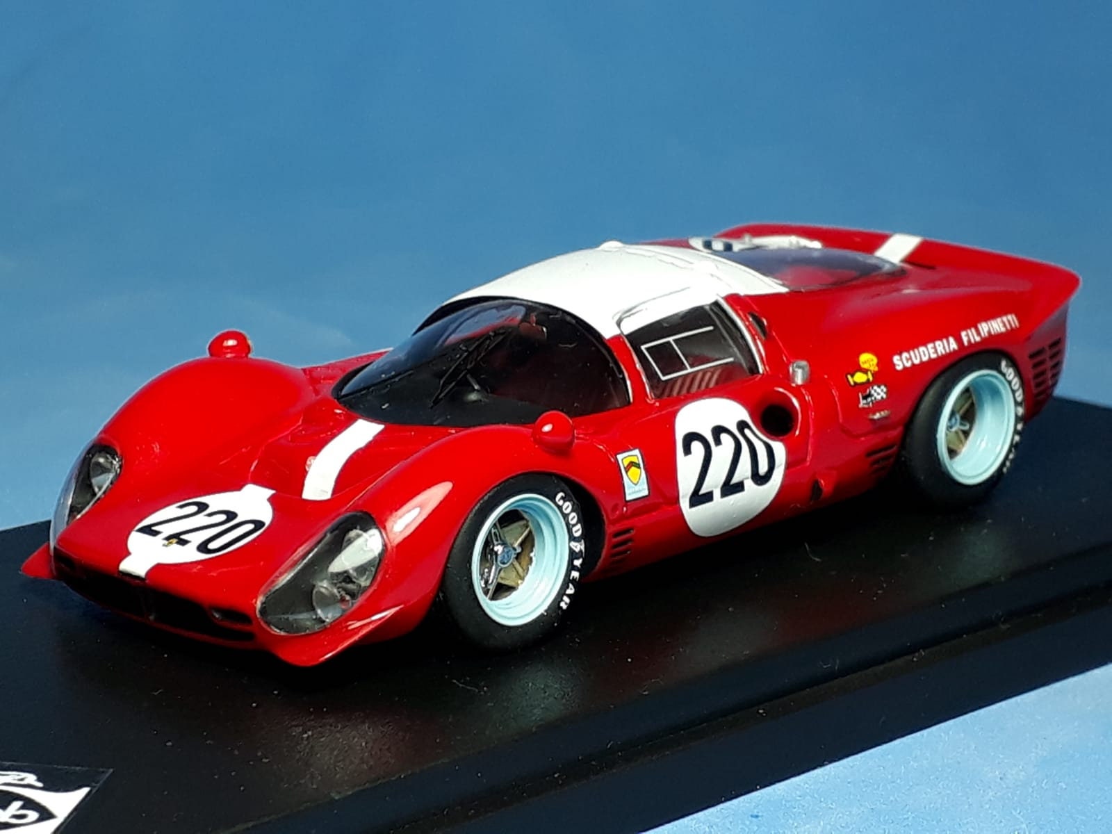 GMP G1804117 Scale 1/18 | FERRARI 412P SCUDERIA FILIPINETTI