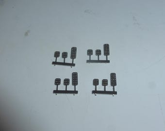 1:43 photoetched racing pedals for formula, GT and sportscars (pack of 4 units)