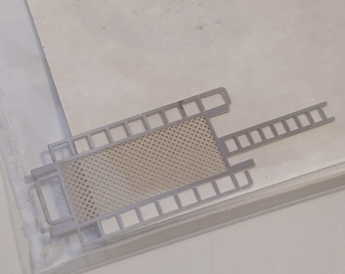 Photoetched roof rack with ladder (to fold) for trucks and similar vehicles by Nonomologati 1:87 H0