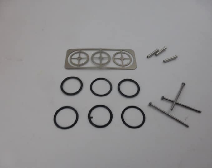 1:43 set of 3 photoetched windscreen and 4-spoke steering wheel for racing cars of the 50s Sebring1971 production 43VEB